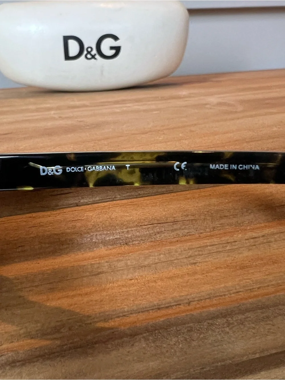 D&G Black and Gold Aviator Sunglasses Accent